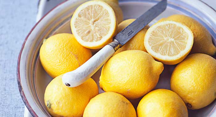 Gunakan Lemon Untuk Menghilangkan Bau Badan? Hati-hati!